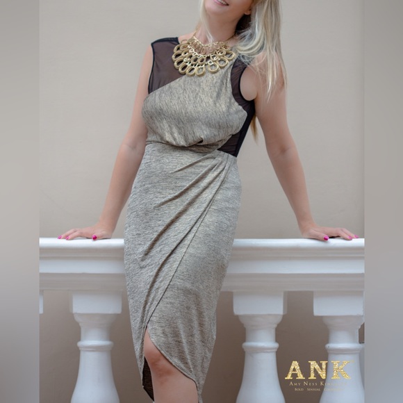 ABS dress - Picture 2 of 8